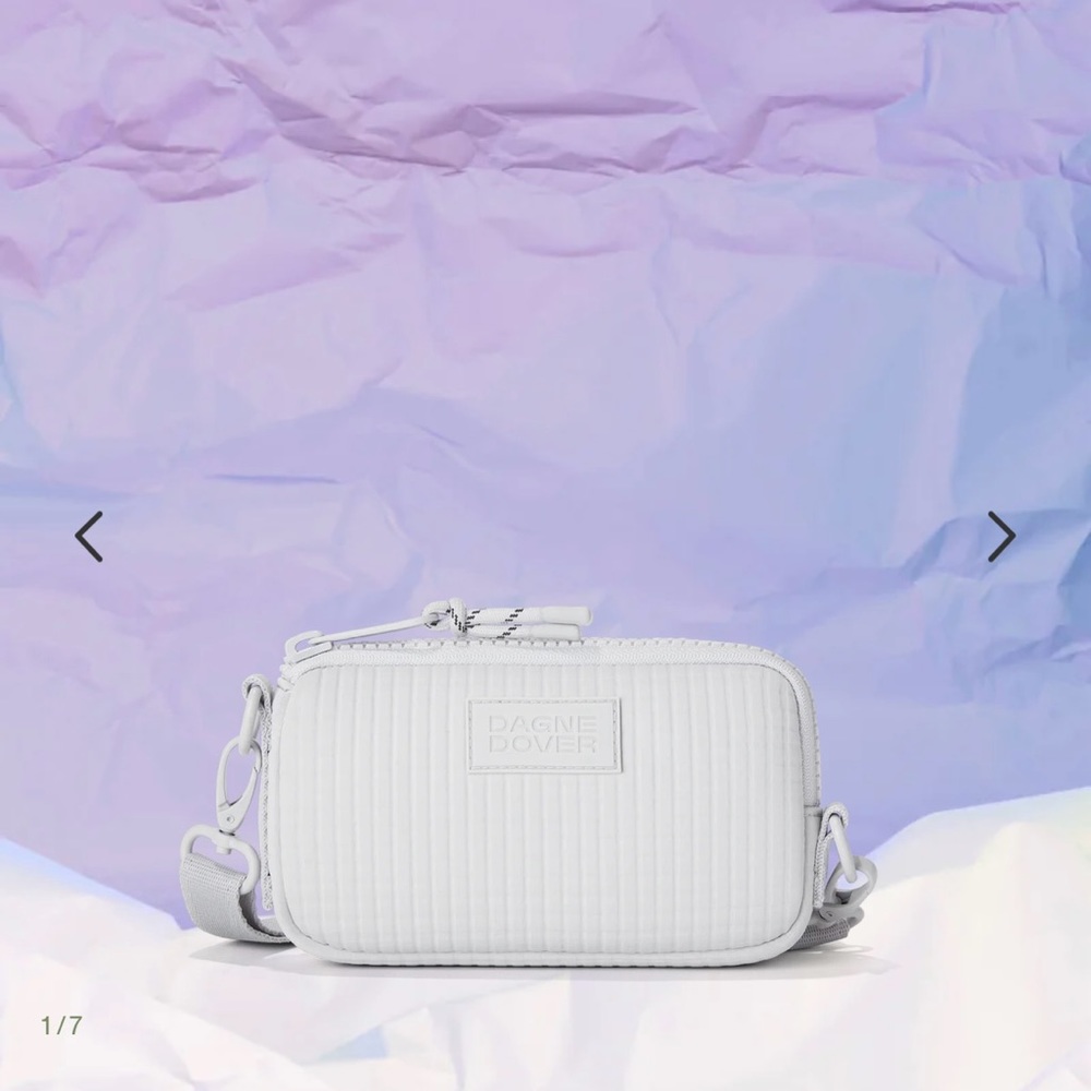 NWT Dagne Dover Phone Sling in Waffle Fog